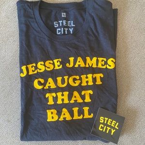 Brand New Steel City Pittsburgh Steelers TShirt XL